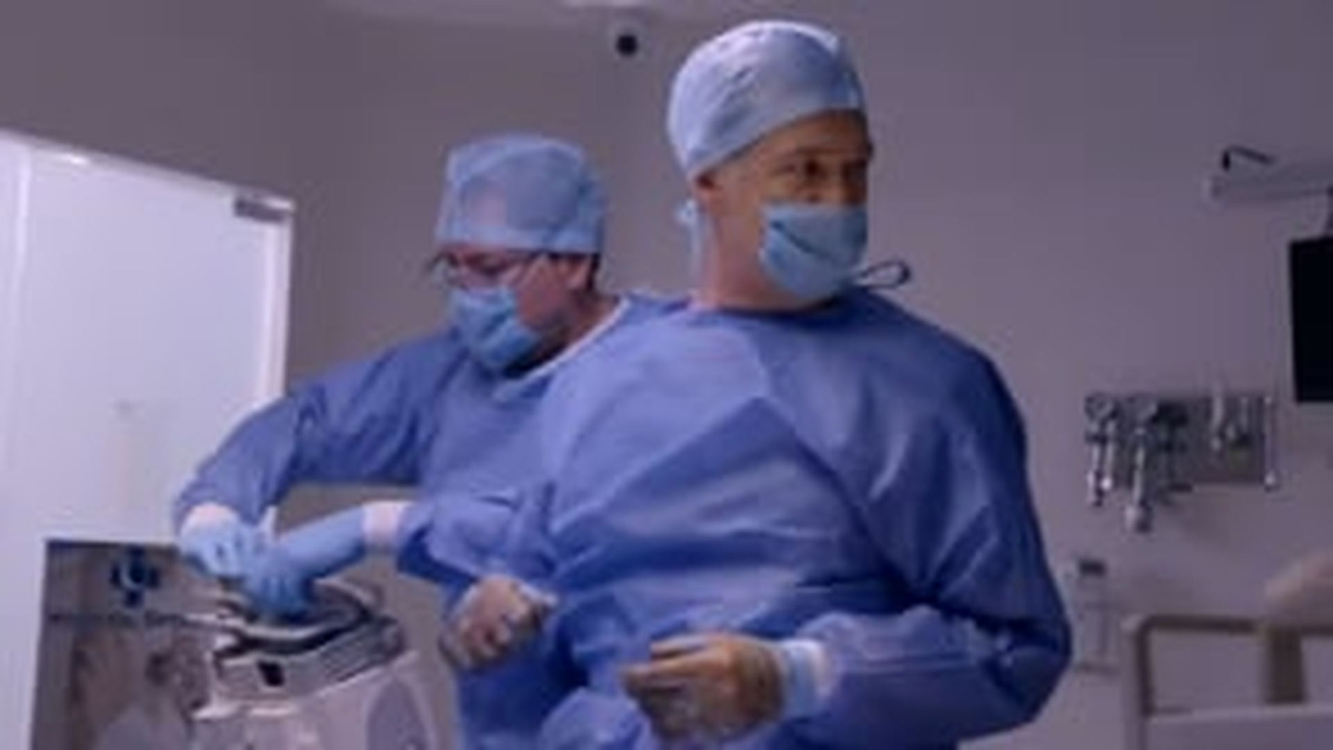 H0001025_Laura casi pierde la vida durante su operación de_part2